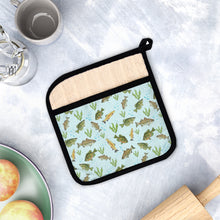 Load image into Gallery viewer, Pot Holder with Pocket-Fresh Water Fishes
