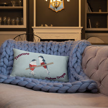 Load image into Gallery viewer, Cuban Trogon/Tocororo Bird Premium Pillow