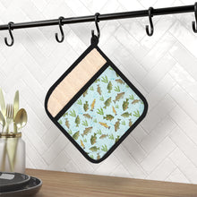 Load image into Gallery viewer, Pot Holder with Pocket-Fresh Water Fishes

