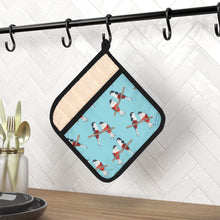 Load image into Gallery viewer, Pot Holder with Pocket - Cuban Trogon/Tocororo
